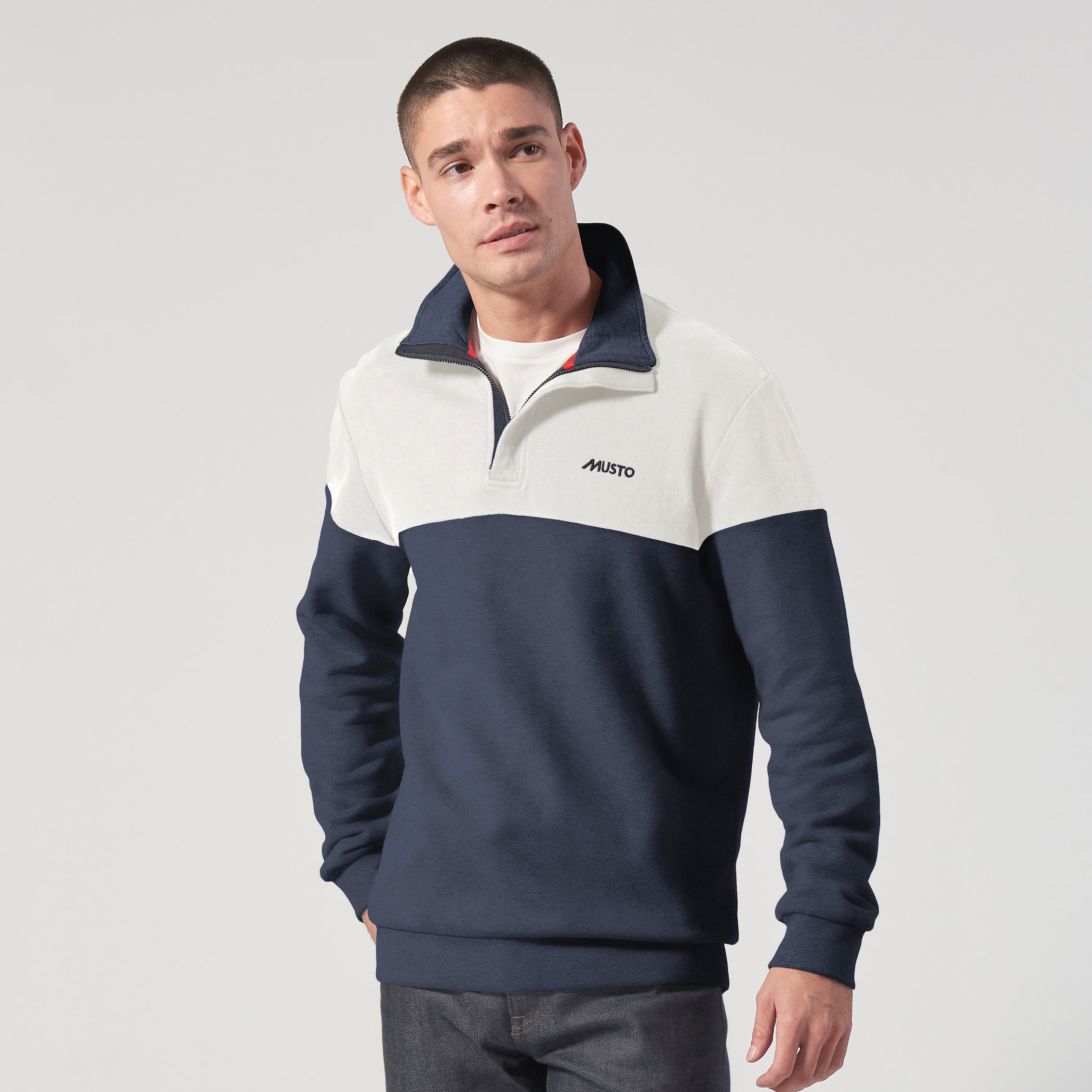 navy-white