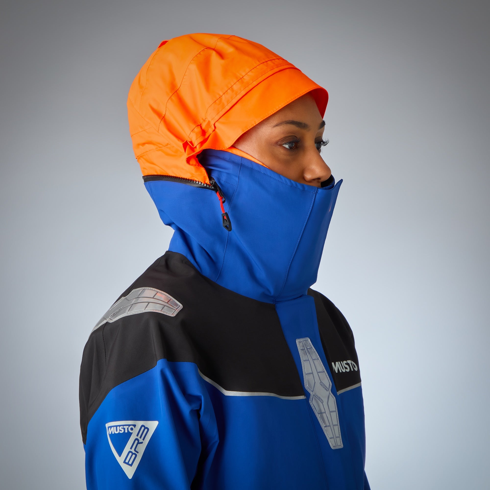 mazarine-blue
